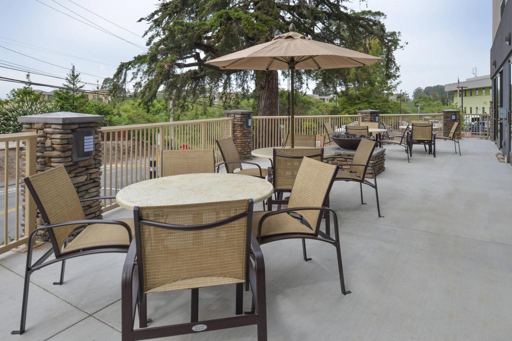 Fairfield Inn & Suites By Marriott Santa Cruz Exterior photo